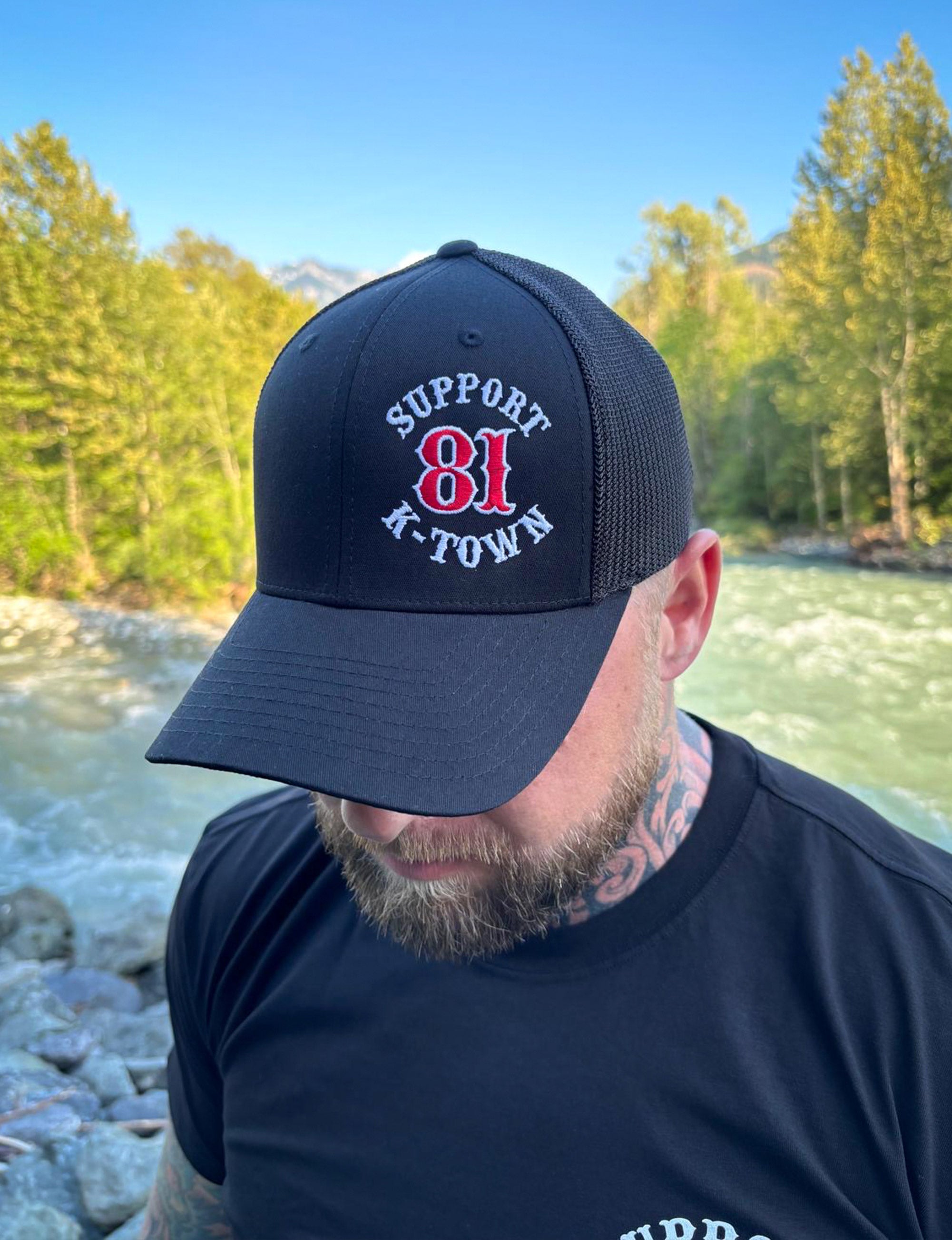 Support 81 K-Town - Flexfit Hat